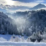 Staufenblick Und Firstblick *